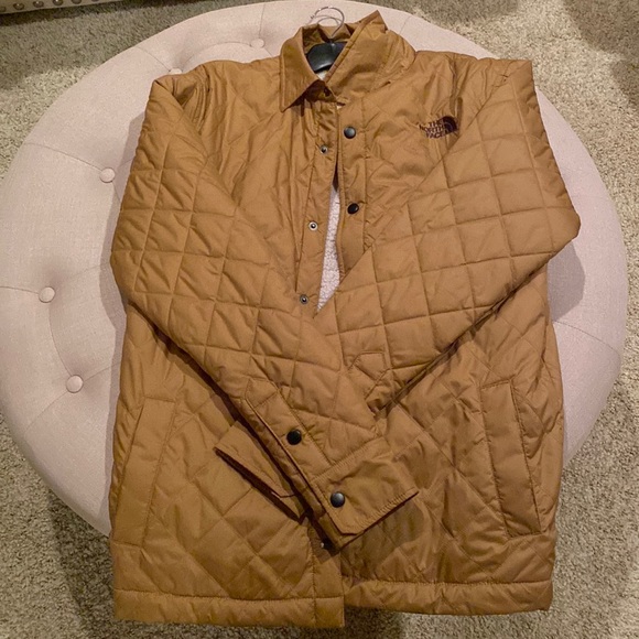 North Face Jacket - men’s small